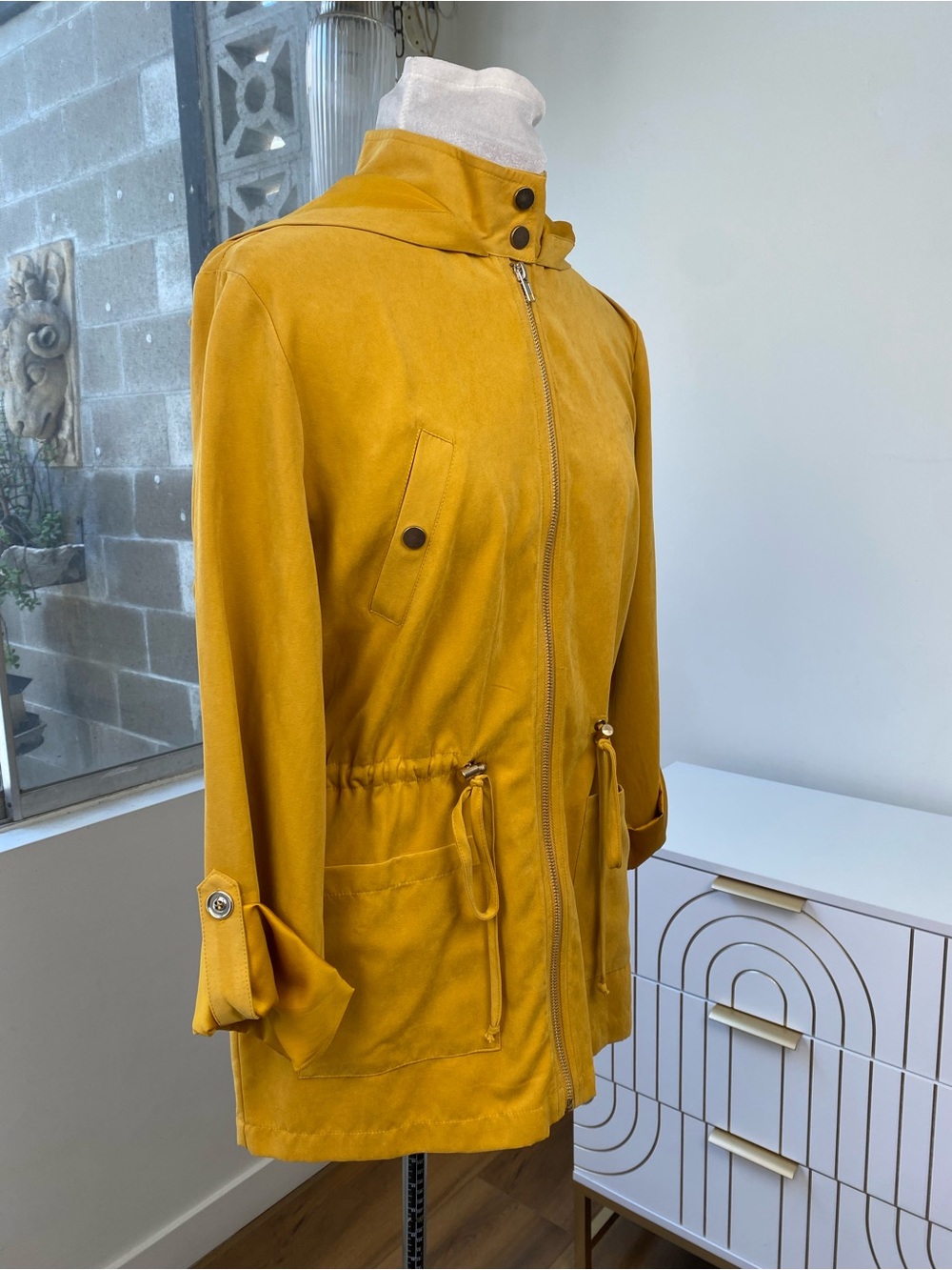 Sweet Wanderer NWT Hooded Utility Anorak Jacket in Mustard, Size L - Picture 3 of 12